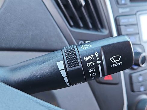 Used 2012 Hyundai Sonata GLS image 25