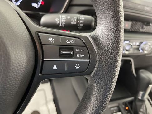 Used 2023 Honda CR-V LX image 22