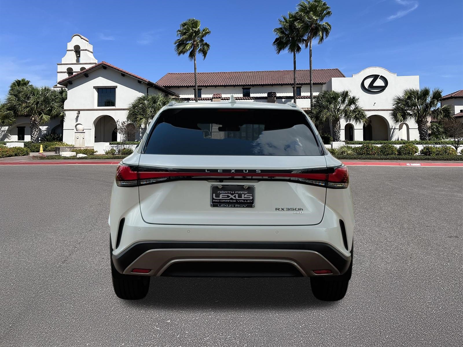 Used 2024 Lexus RX 350h w/ Accessory Package (K3) AWD/4WD image 3