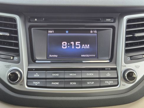 Used 2016 Hyundai Tucson Sport FWD image 13