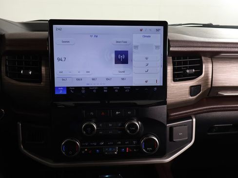 Used 2024 Ford Expedition Limited RWD image 56