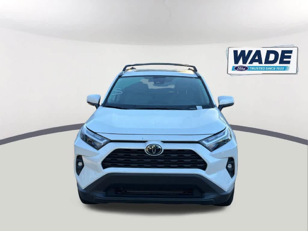 Used 2025 Toyota RAV4 XLE Premium FWD image 2