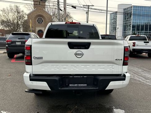 New 2026 Nissan Frontier SV w/ Tow Package AWD/4WD image 3