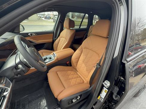 New 2026 BMW X5 xDrive50e w/ M Sport Package image 9