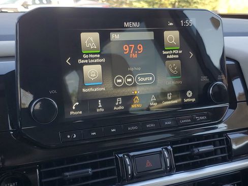 New 2025 Nissan Pathfinder SL image 19