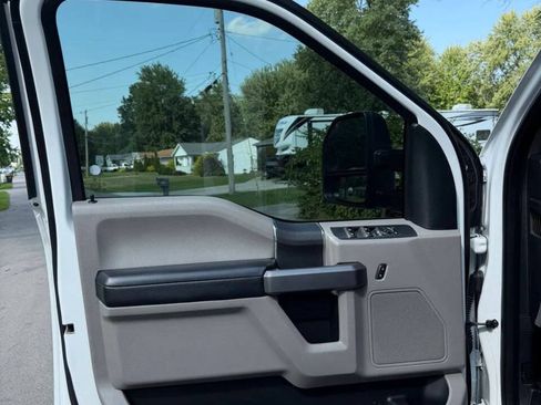 Used 2019 Ford F250 XLT AWD/4WD image 13