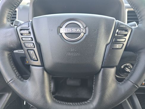 Used 2023 Nissan Frontier SV w/ SV Convenience Package image 21