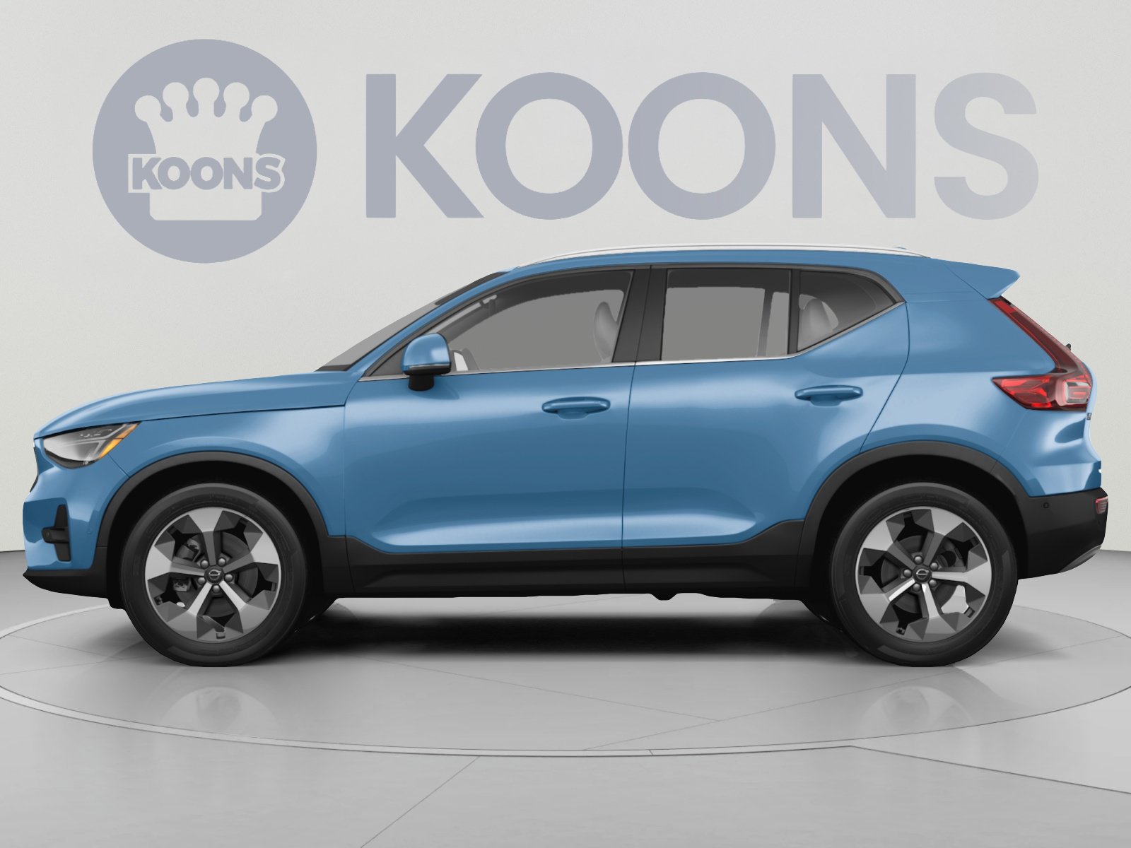 Used 2024 Volvo XC40 B5 Plus w/ Climate Package AWD/4WD image 2