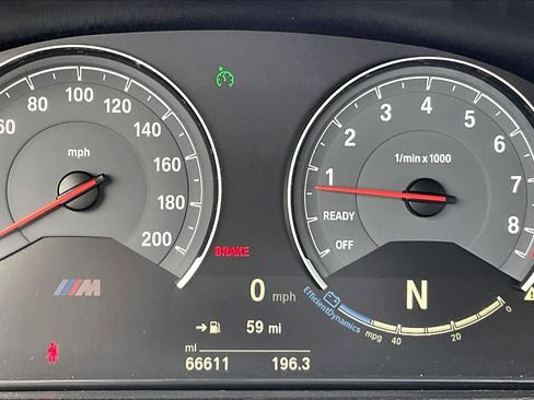 Used 2015 BMW M4 Coupe image 26