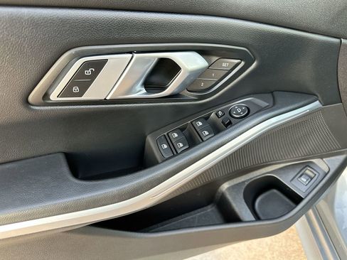 Used 2023 BMW 330i Sedan image 13