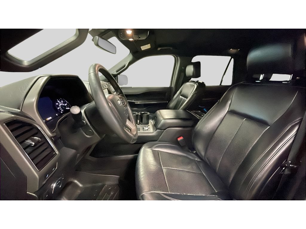 Used 2019 Ford Expedition XLT w/ Equipment Group 202A AWD/4WD image 10