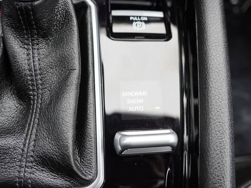 Certified 2024 Jeep Compass Limited image 27