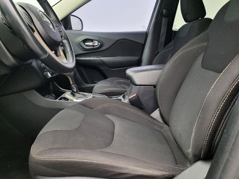 Used 2016 Jeep Cherokee Latitude w/ Comfort/Convenience Group image 17