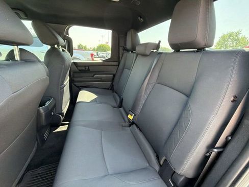 Used 2025 Toyota Tacoma SR5 AWD/4WD image 24