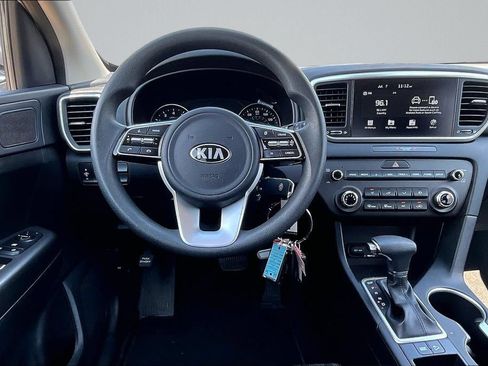 Used 2022 Kia Sportage LX FWD image 5