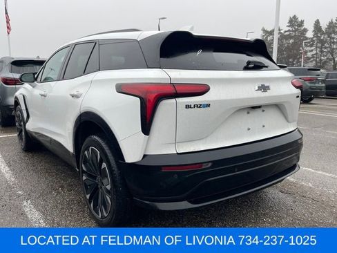 Certified 2024 Chevrolet Blazer EV RS image 2