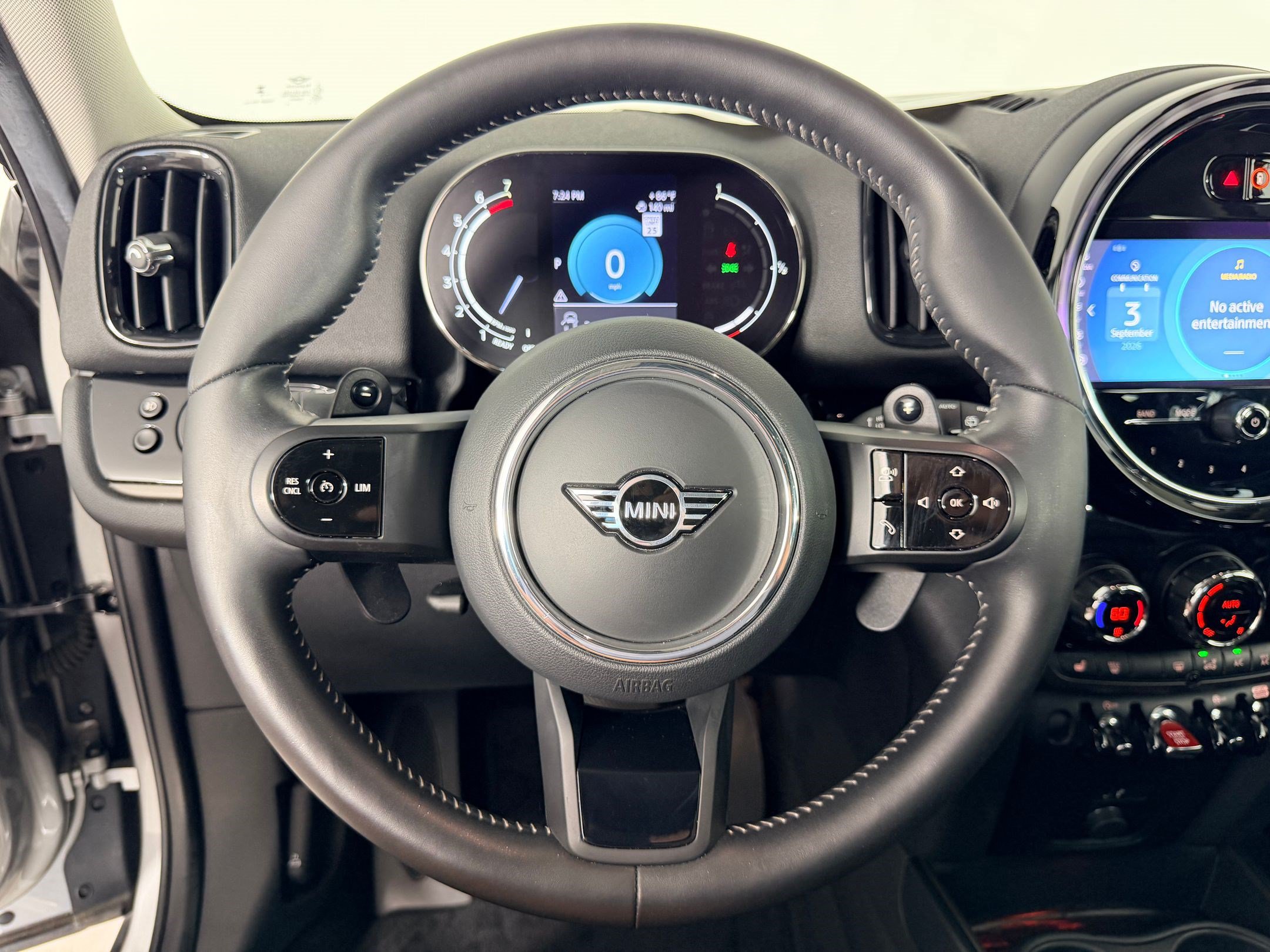 Certified 2024 MINI Cooper Countryman S FWD image 11