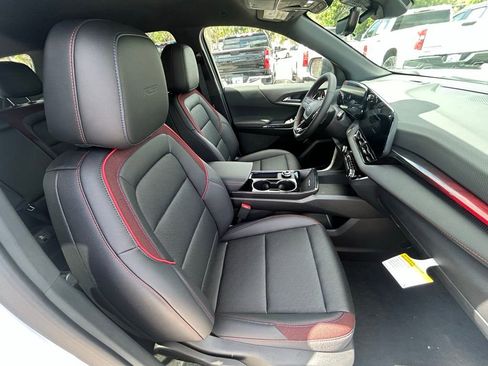 New 2026 Chevrolet Equinox RS w/ Safety and Technology Package FWD image 24