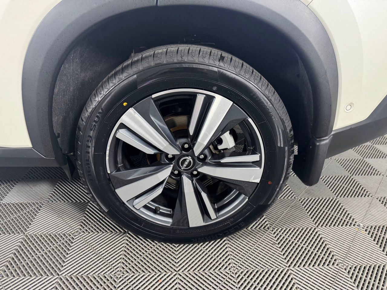 Used 2023 Nissan Rogue SL w/ SL Premium Package AWD/4WD image 39