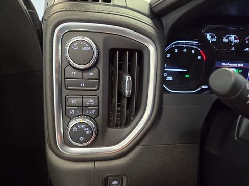 Used 2022 GMC Sierra 2500 SLE w/ SLE Value Package; AWD/4WD image 30