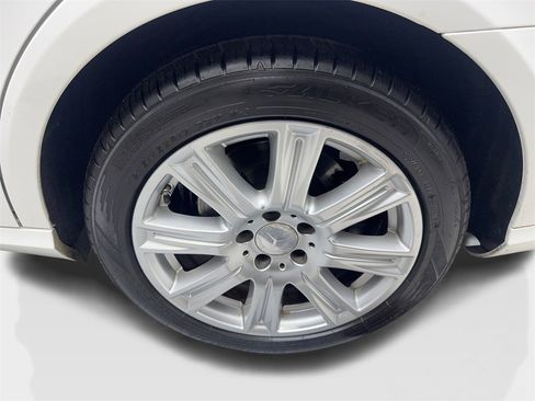 Used 2014 Mercedes-Benz E 350 Sedan image 81