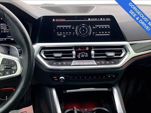 Used 2022 BMW M440i Coupe image 8