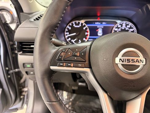 Used 2021 Nissan Sentra SV FWD image 13