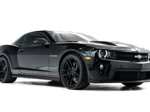 Used 2014 Chevrolet Camaro ZL1 image 6