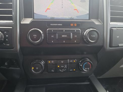 Used 2021 Ford F250 XLT w/ XLT Value Package AWD/4WD image 22