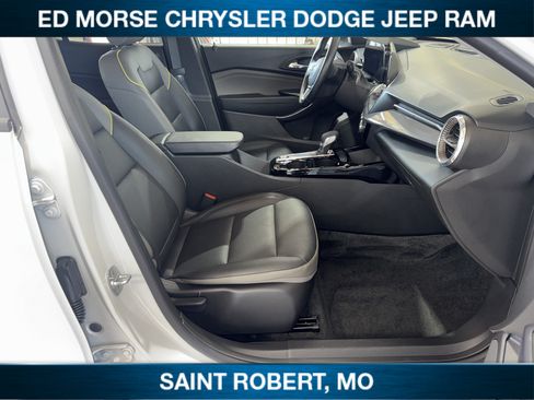 Used 2025 Chevrolet Trax ACTIV w/ Driver Confidence Package FWD image 31