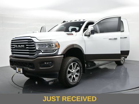 Used 2024 RAM 2500 Limited w/ Towing Technology Group AWD/4WD image 39