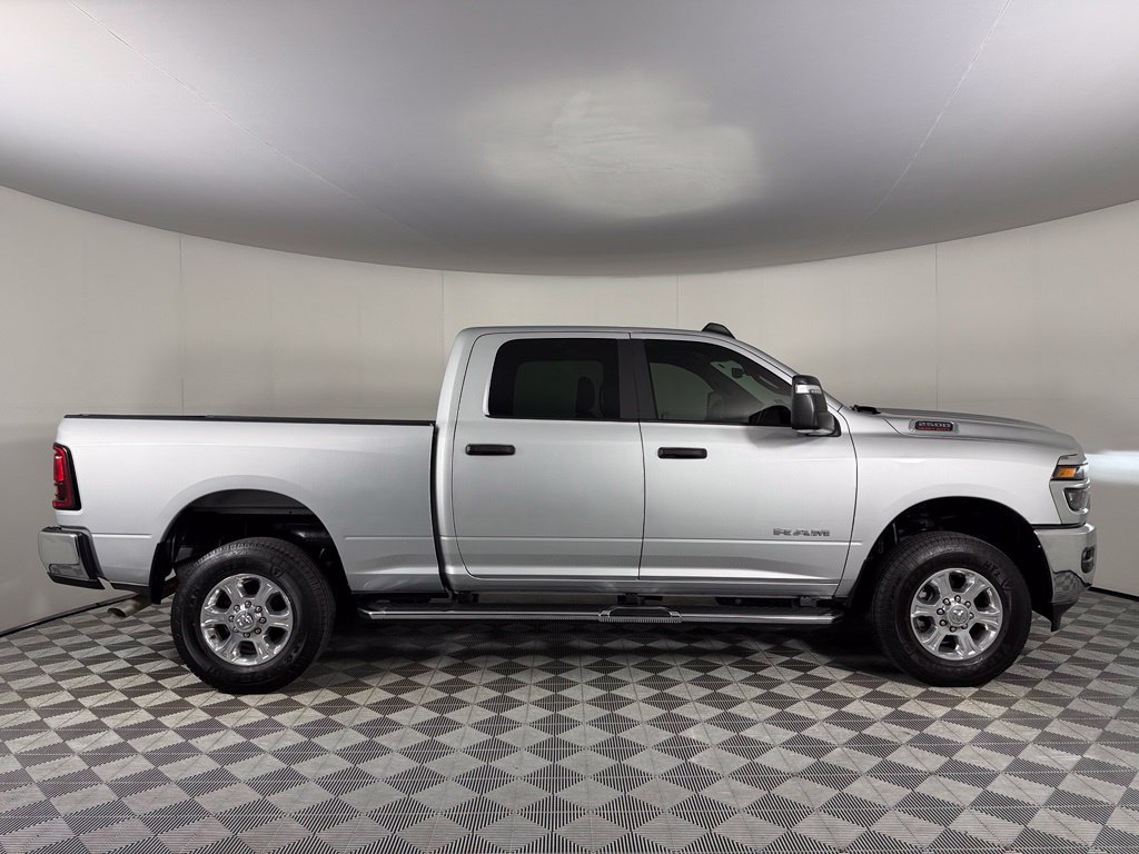 Used 2026 RAM 2500 Big Horn AWD/4WD image 5