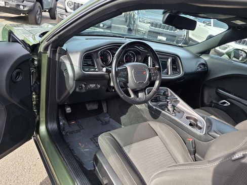 Certified 2022 Dodge Challenger SXT image 10