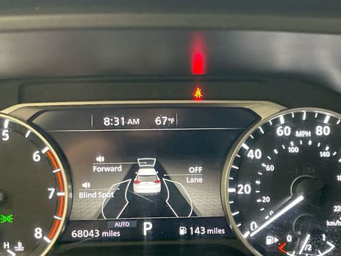 Used 2024 Nissan Rogue SV AWD/4WD image 15