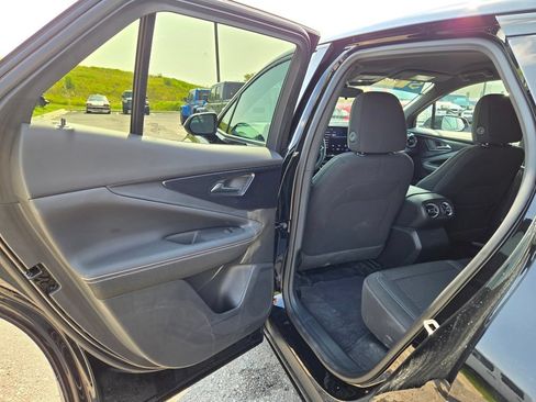Used 2025 Chevrolet Blazer EV LT AWD/4WD image 23