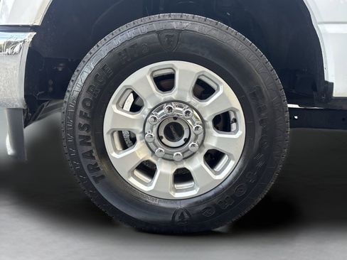 Used 2024 Ford F250 XLT image 31