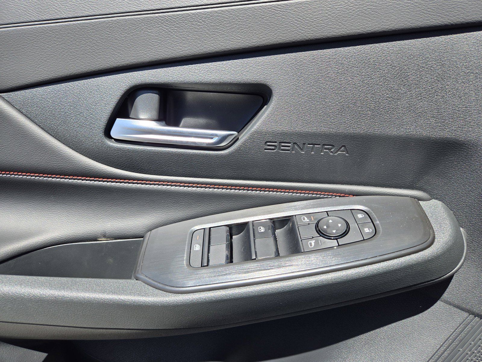 New 2026 Nissan Sentra SR w/ Floor Mat Package FWD image 13