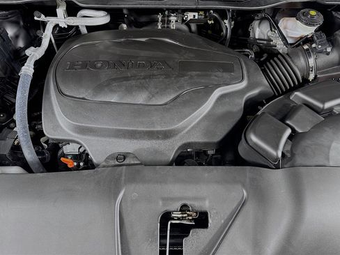 Certified 2024 Honda Odyssey Sport image 31