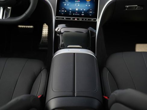 Certified 2026 Mercedes-Benz CLE 450 4MATIC Coupe image 30