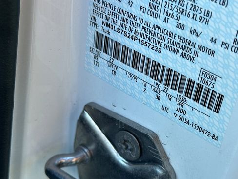 Used 2023 Ford Transit Connect XL image 28