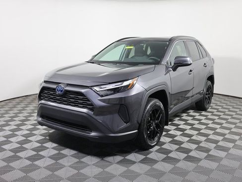 Used 2023 Toyota RAV4 XLE image 1