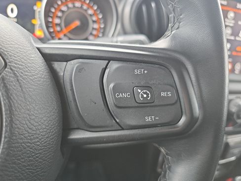 Used 2021 Jeep Wrangler Unlimited Willys image 17