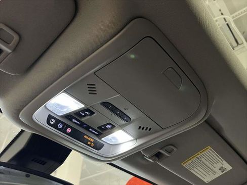 Used 2022 GMC Terrain AT4 w/ Infotainment Package II image 33