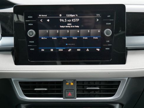 New 2026 Volkswagen Taos SE AWD/4WD image 8