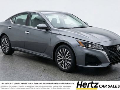 Used 2025 Nissan Altima 2.5 SV