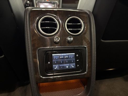 Used 2014 Bentley Flying Spur W12 AWD/4WD image 46