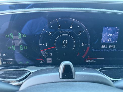 Certified 2024 Cadillac Escalade V image 33