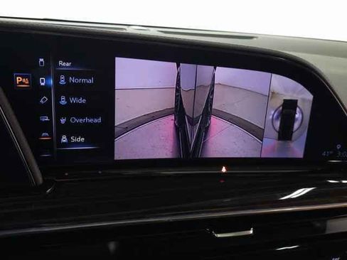 Certified 2024 Cadillac Escalade Sport w/ LPO, ONYX Package image 39