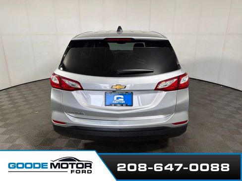 Used 2020 Chevrolet Equinox LS w/ LS Convenience Package FWD image 6