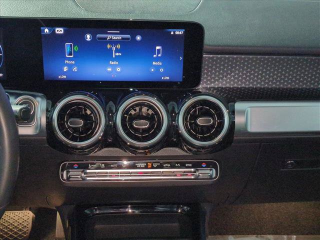 Used 2026 Mercedes-Benz GLB 250 image 14